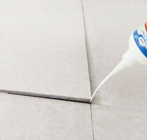 炉霍瓷砖空鼓维修公司分享卫生间瓷砖脱落的原因可能有以下几点
